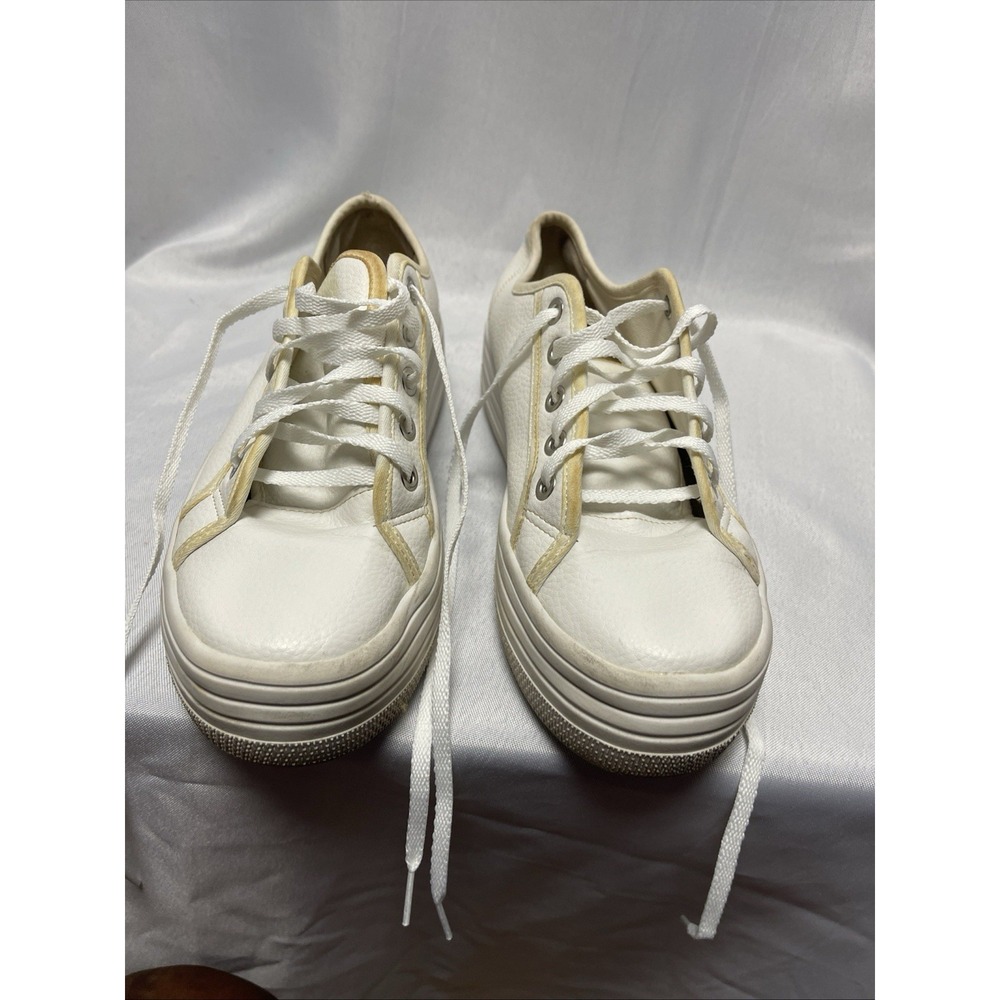 Steve Madden bobbi30 White Shoes Sneakers Women Size 10